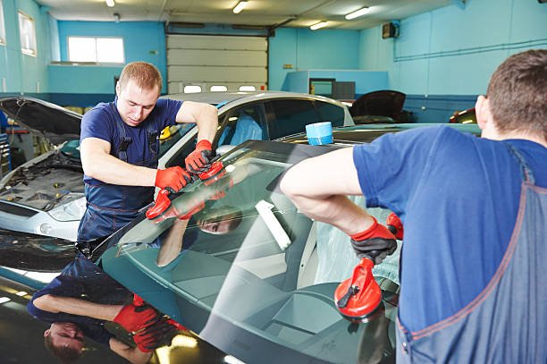 How a Car's Make and Model Influence Windshield Glass Design
